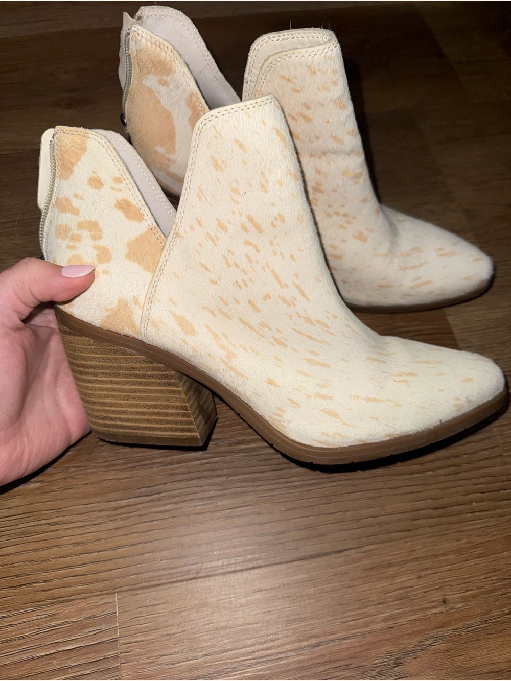 Cream Speckled Western Ankle Boot